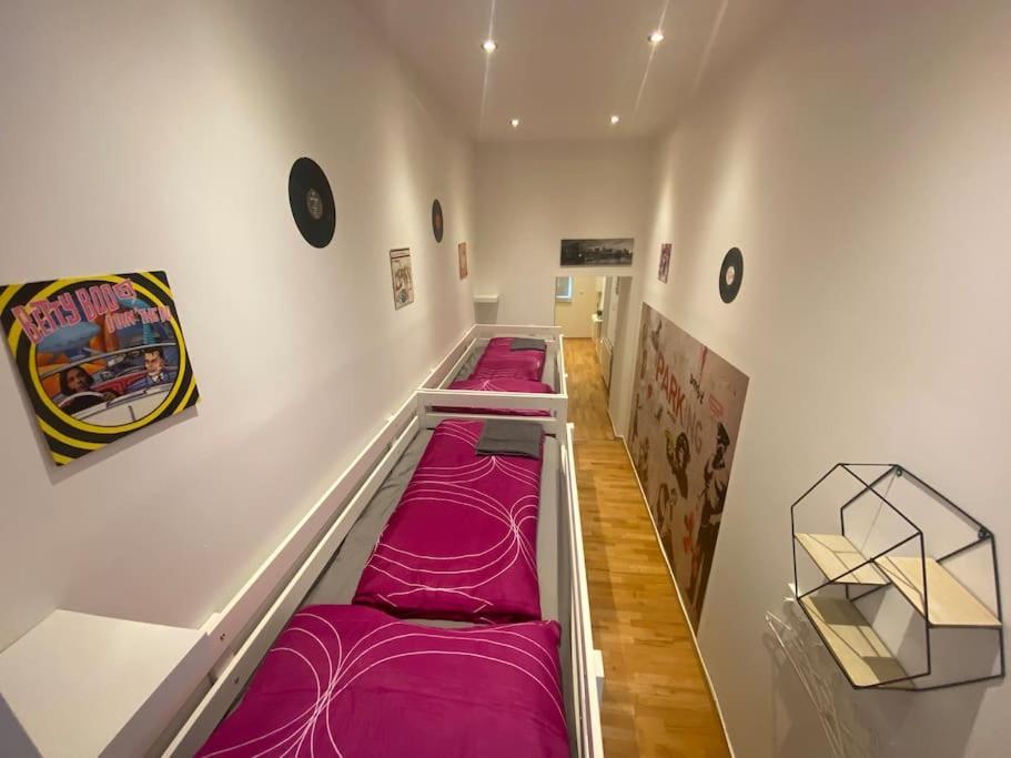 شقة Cozy Appartm With + Airport/City Center Connection فيينا المظهر الخارجي الصورة