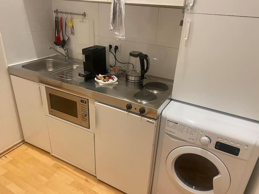 شقة Cozy Appartm With + Airport/City Center Connection فيينا المظهر الخارجي الصورة